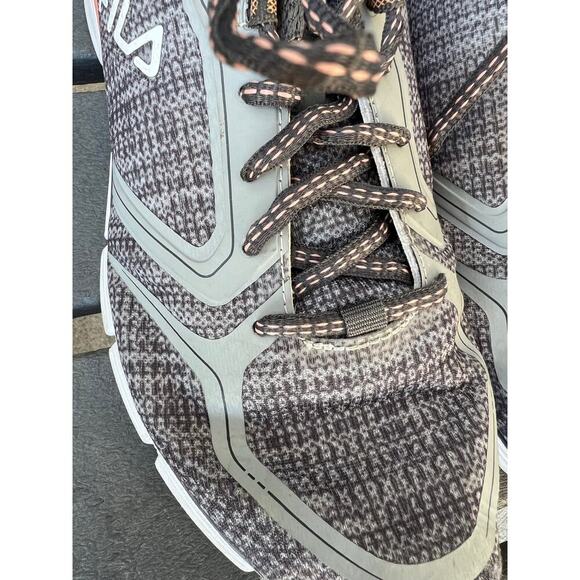 Fila Gray with coral Cool Max, women's size 9 - Picture 3 of 8